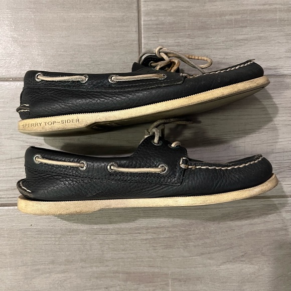 Sperry navy blue boat shoes in sz. 7.5M - Picture 3 of 8